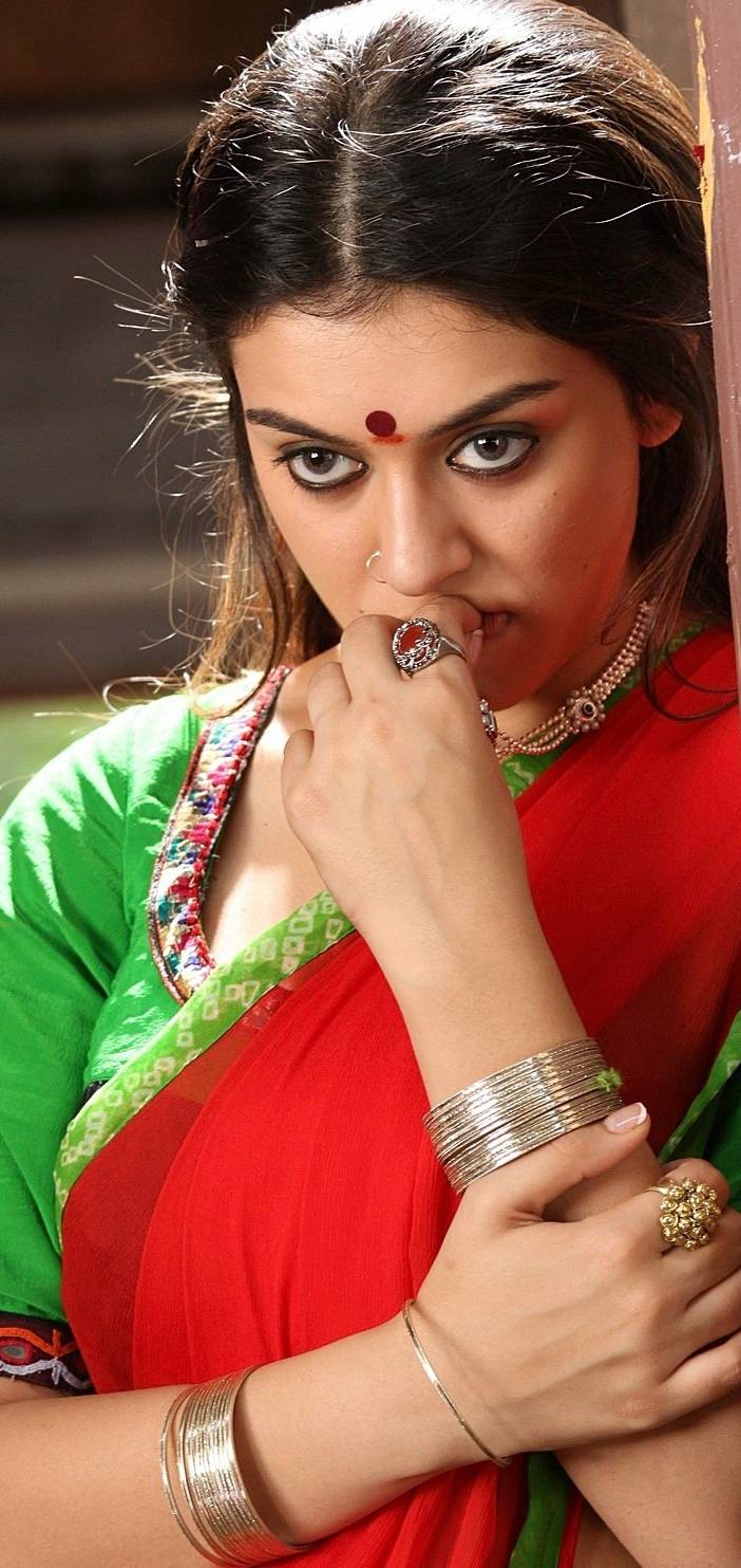 Hansika motwanifc